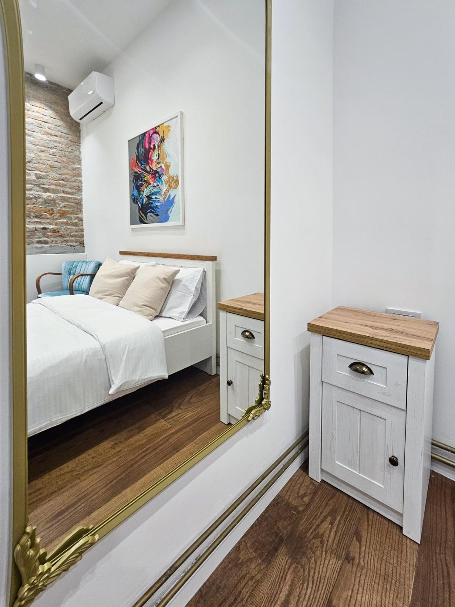 Easy Life Appartement Belgrado Buitenkant foto