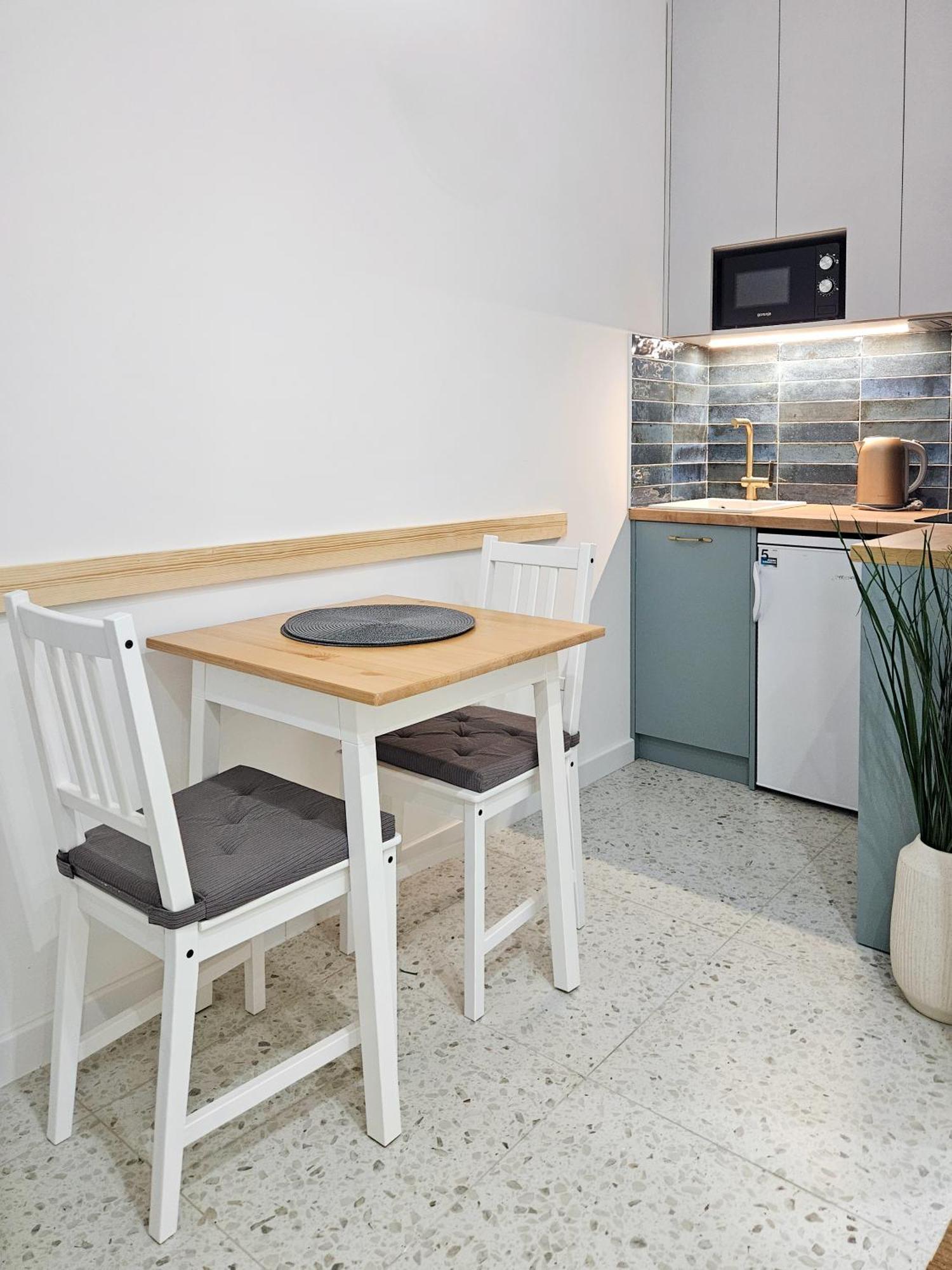 Easy Life Appartement Belgrado Buitenkant foto